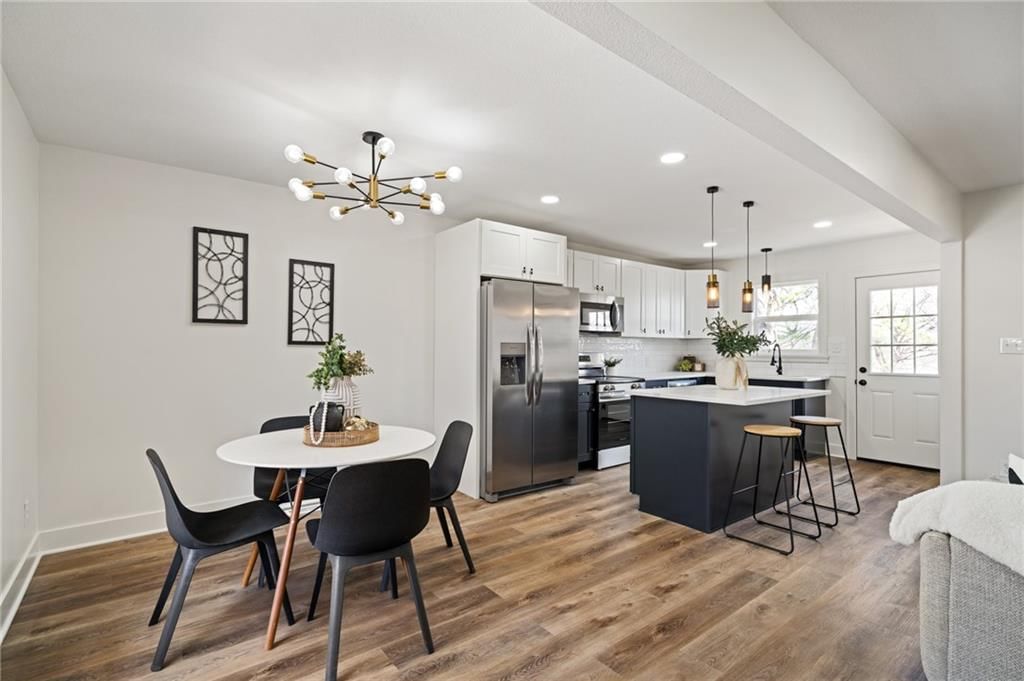 1339 S Hocker Avenue — photo 15