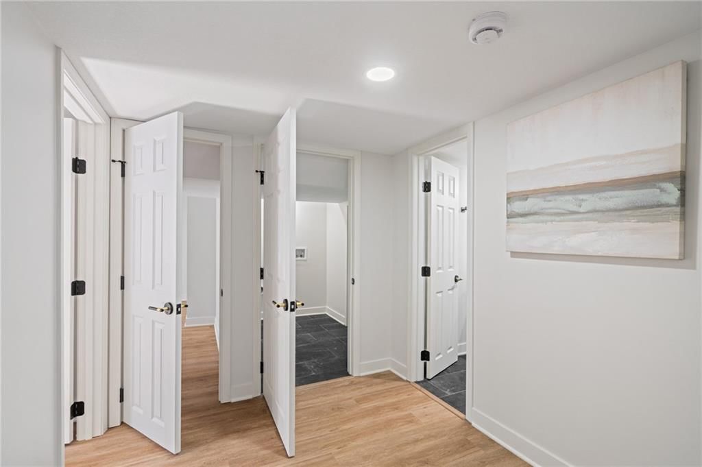 1339 S Hocker Avenue — photo 23