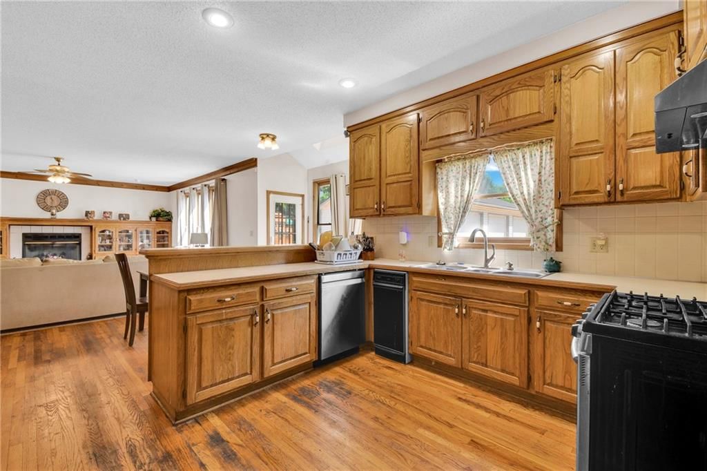 2431 S Ponca Avenue — photo 14