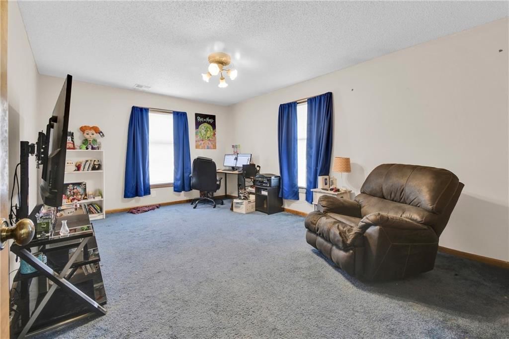 2431 S Ponca Avenue — photo 31