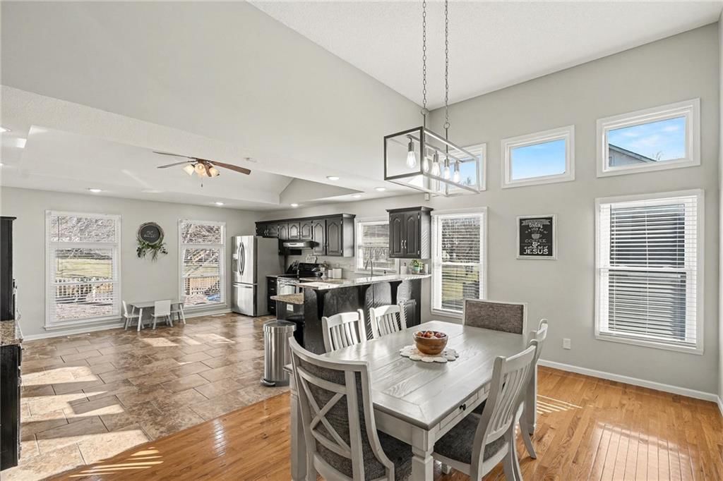 6015 NE Gladstone Lane — photo 11