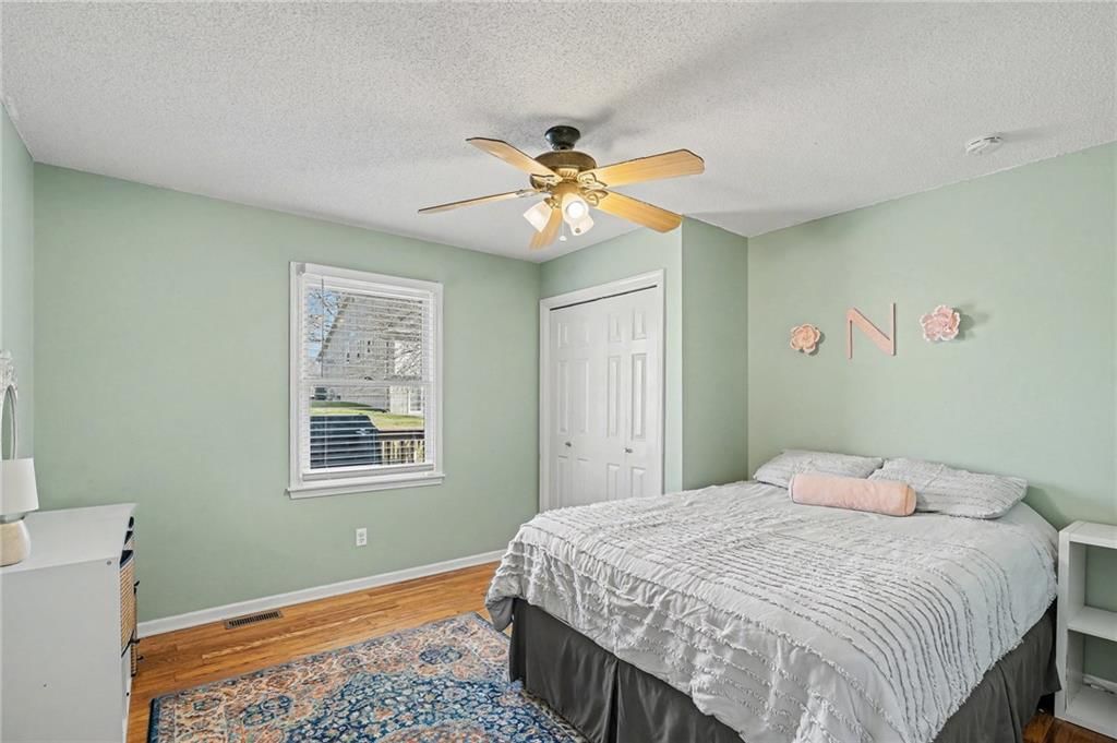 6015 NE Gladstone Lane — photo 28