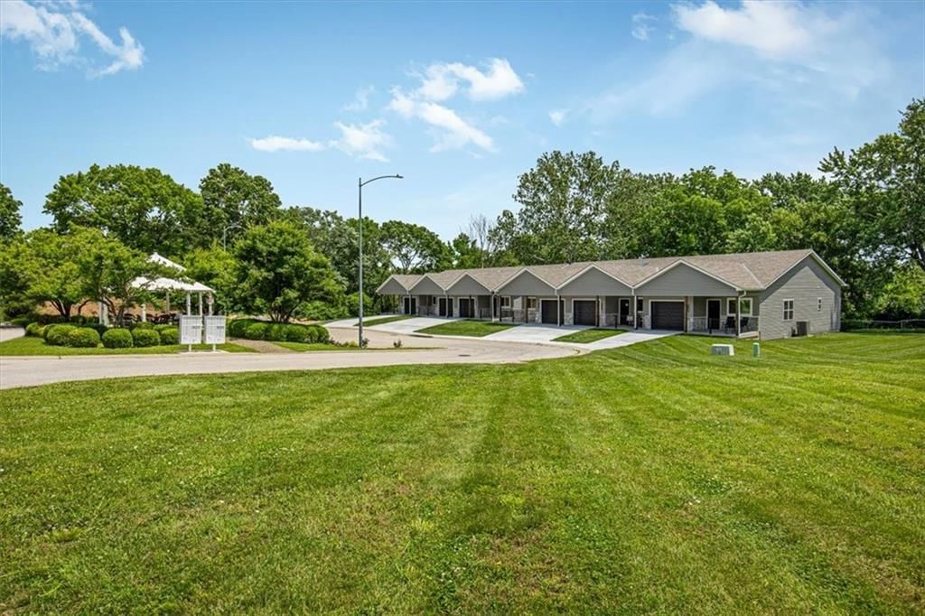 5829 Hunter Court — photo 41