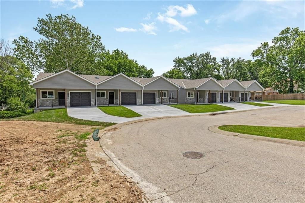 5829 Hunter Court — photo 42
