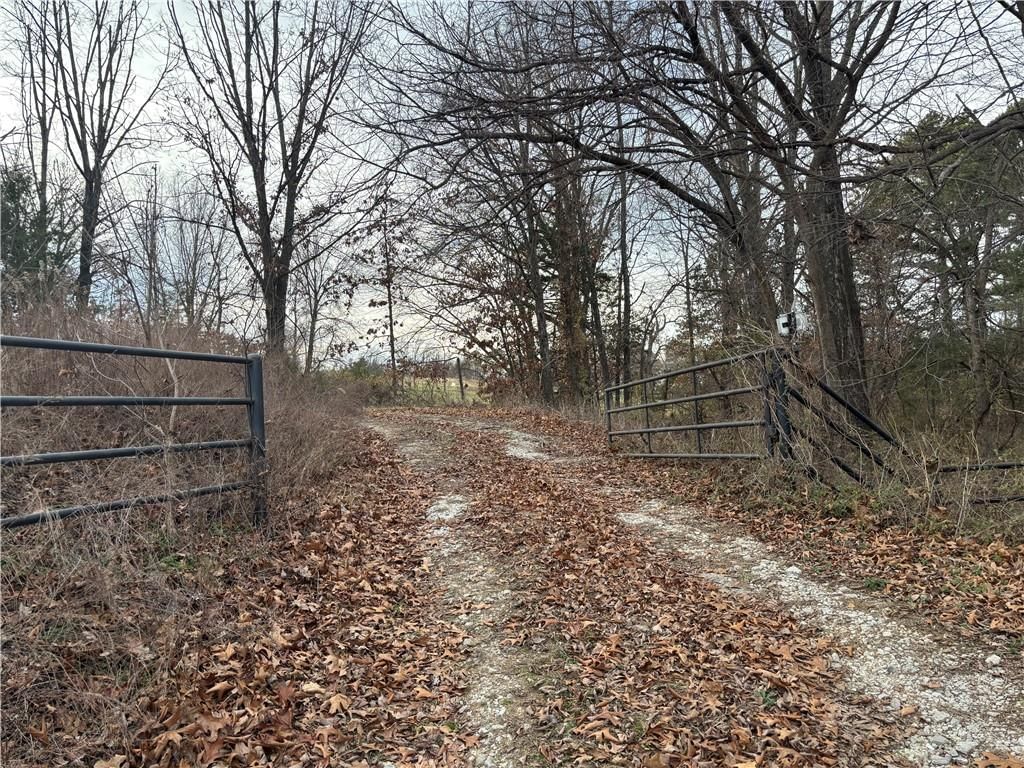 900 South 82 Highway — photo 7