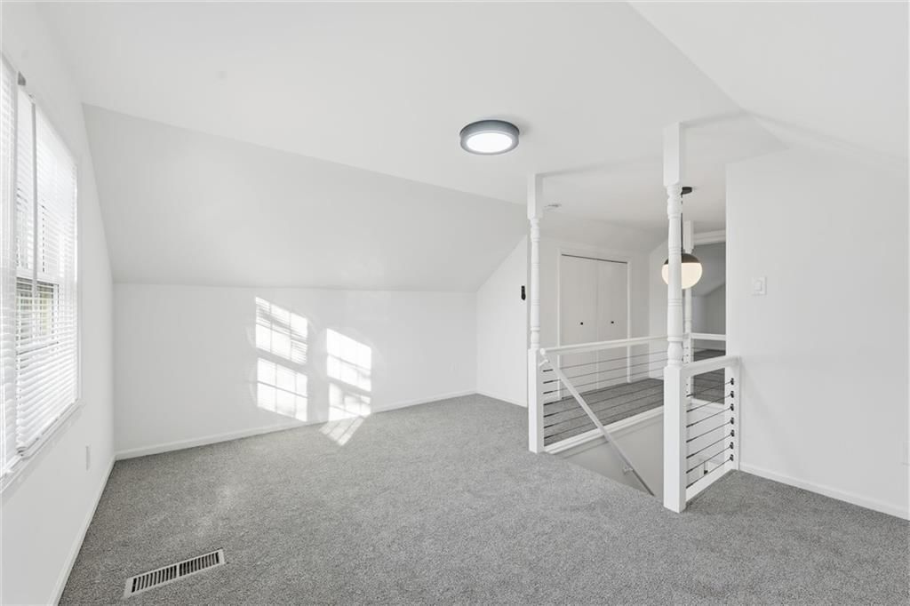 1229 W White Oak Avenue — photo 23