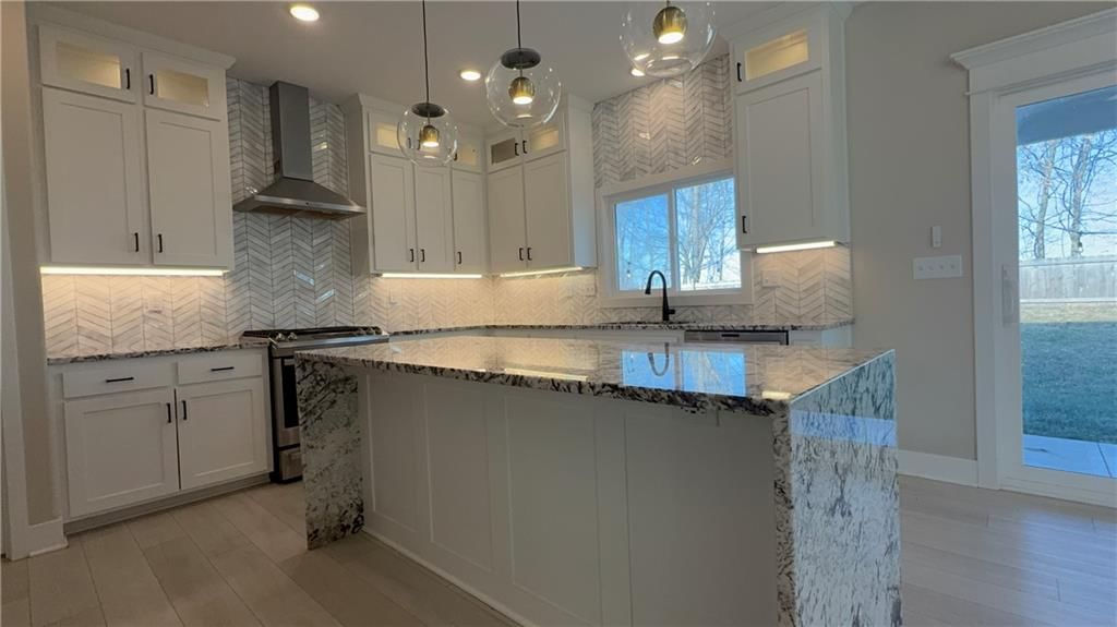 305 SW Nelson Drive — photo 7