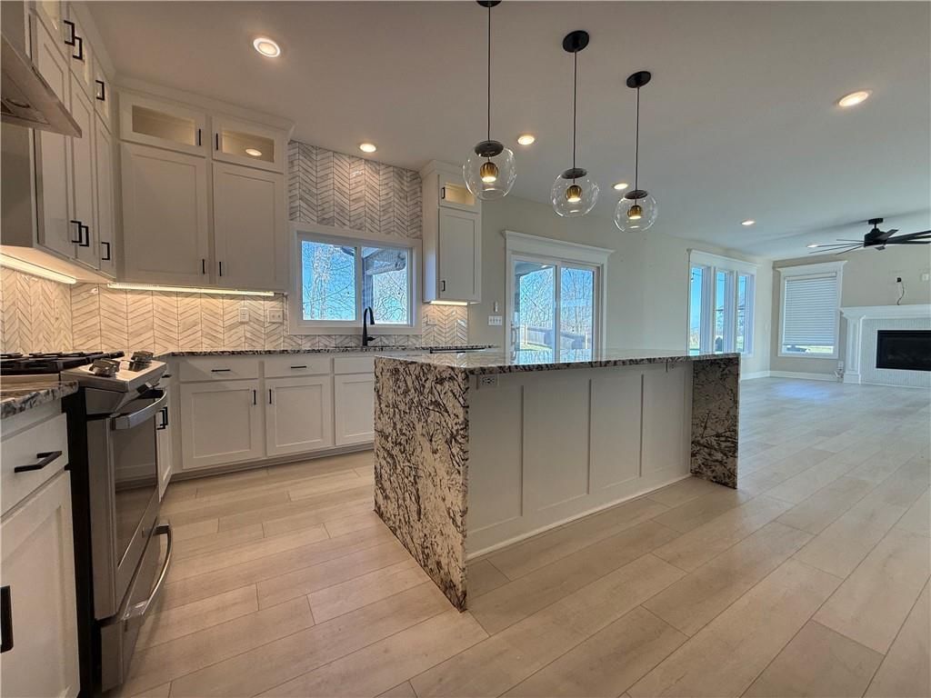 305 SW Nelson Drive — photo 8