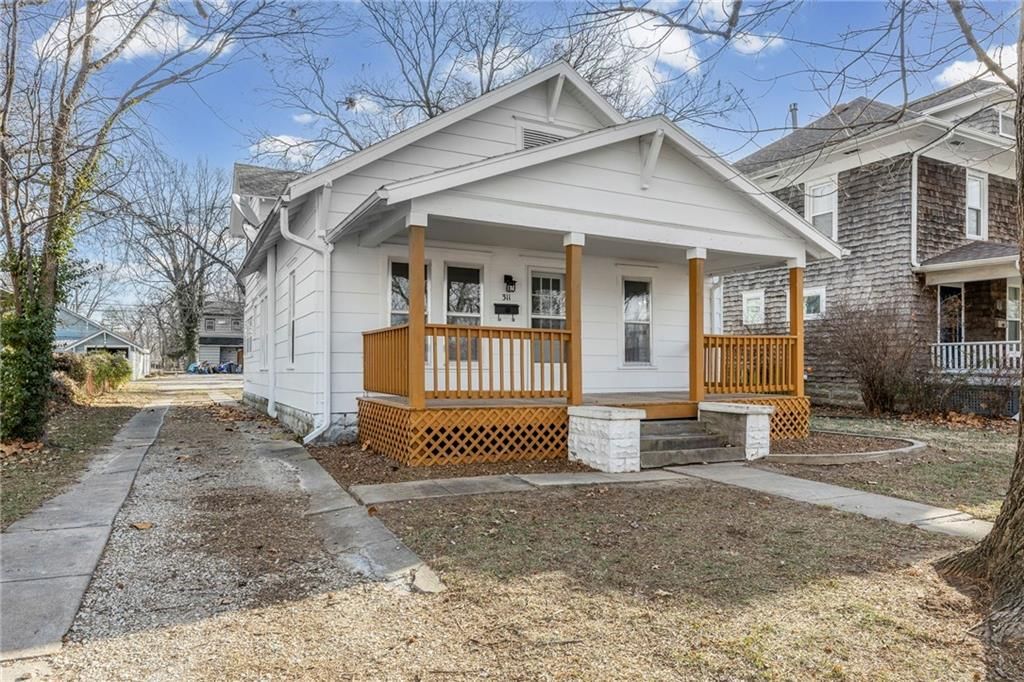 311 S Sycamore Street — photo 6