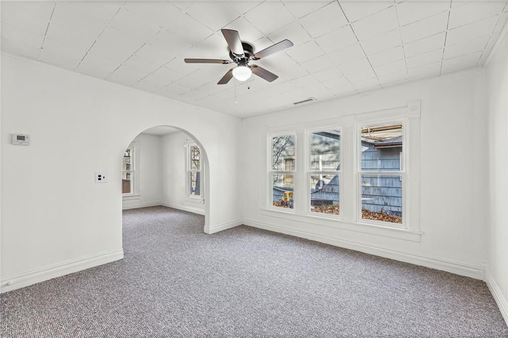 311 S Sycamore Street — photo 8