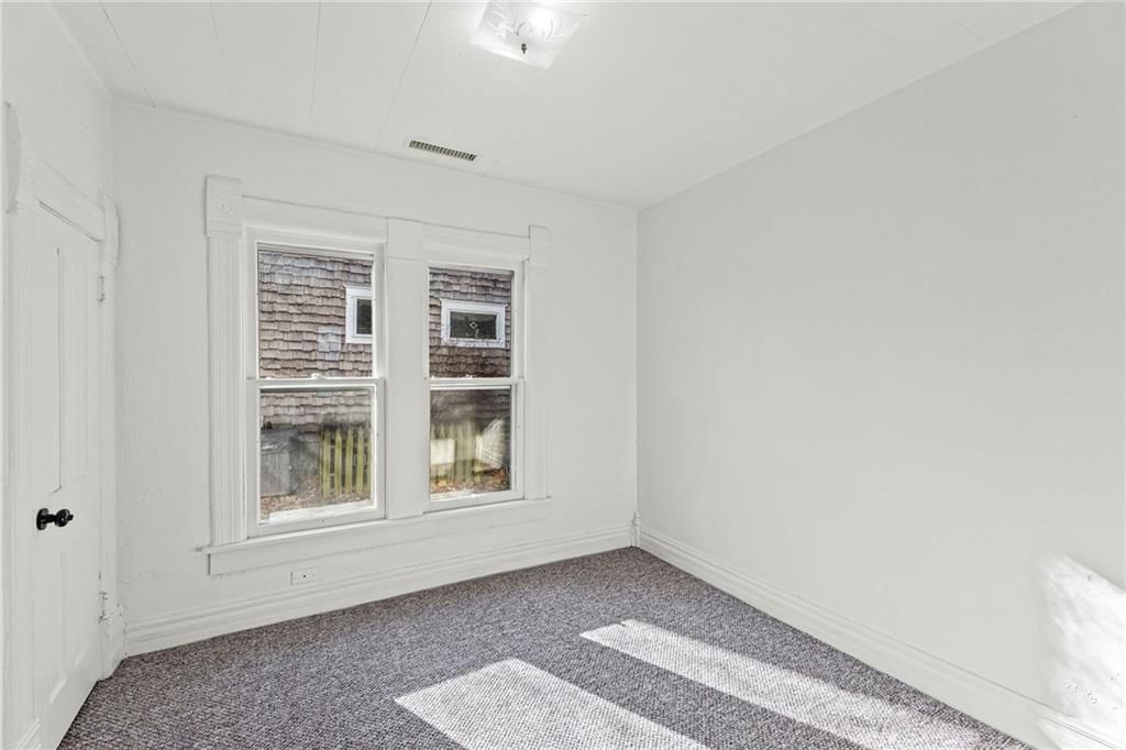 311 S Sycamore Street — photo 16