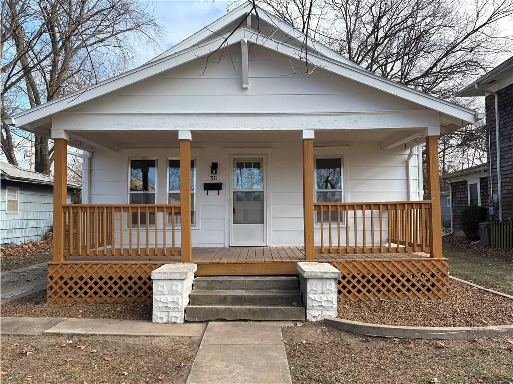 311 S Sycamore Street — photo 25