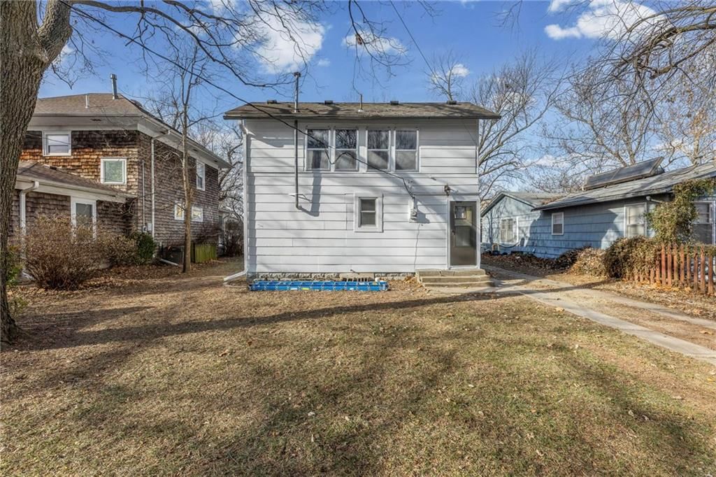 311 S Sycamore Street — photo 26
