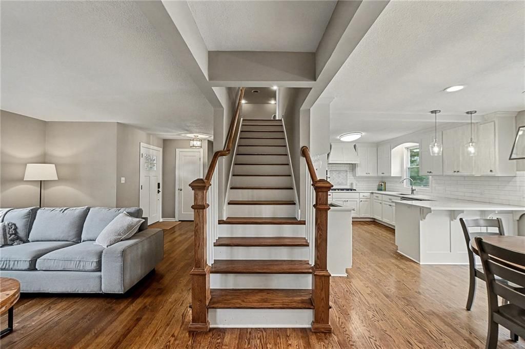 8001 Dearborn Drive — photo 6