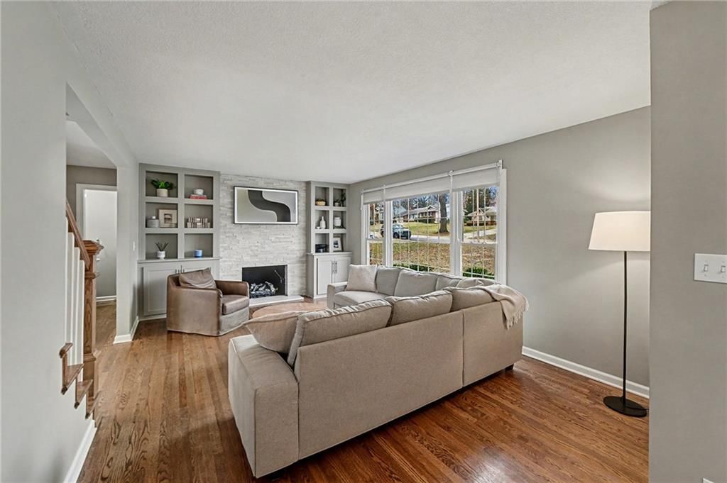 8001 Dearborn Drive — photo 8