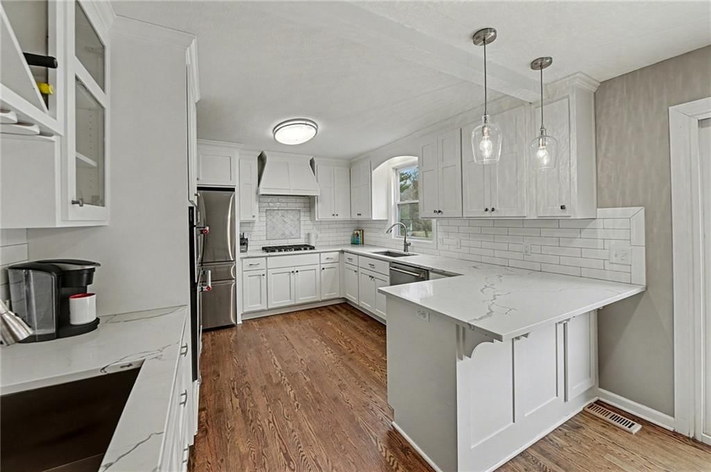 8001 Dearborn Drive — photo 11