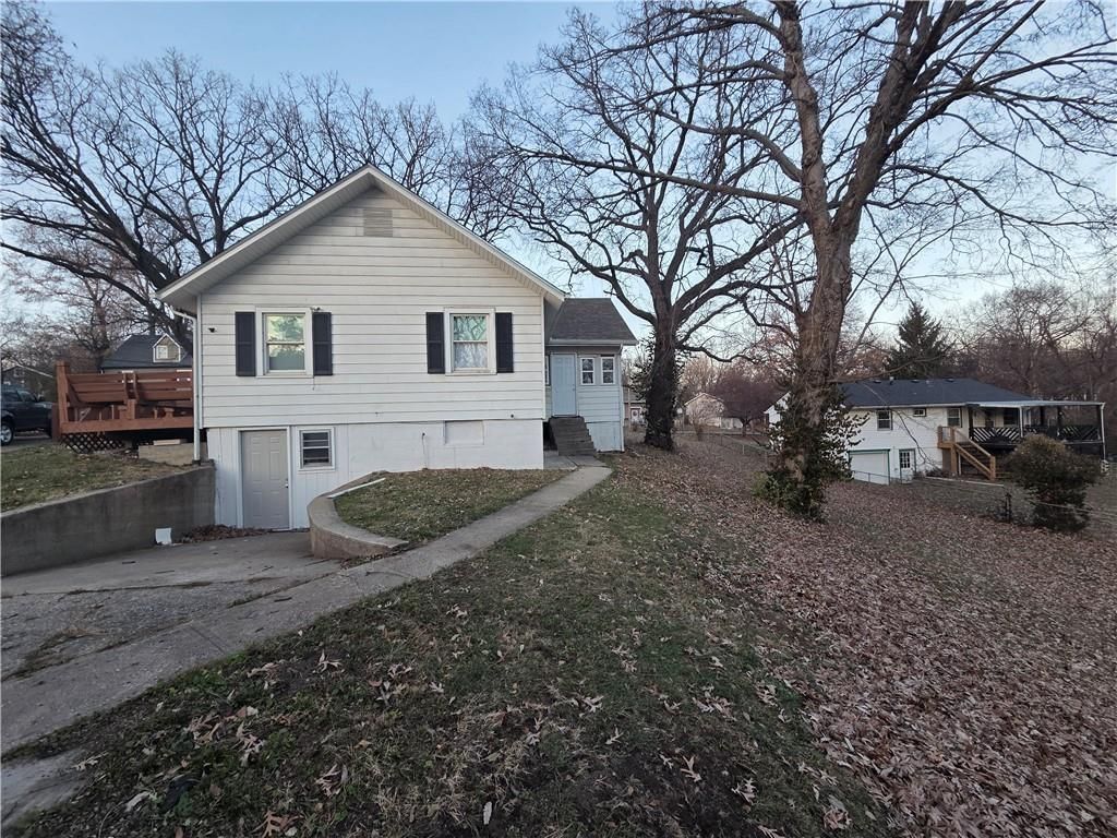 3831 NE ANTIOCH Road — photo 5