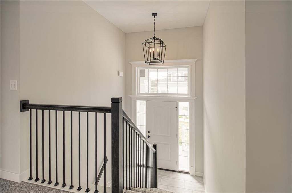 1026 Jasmine Drive — photo 3