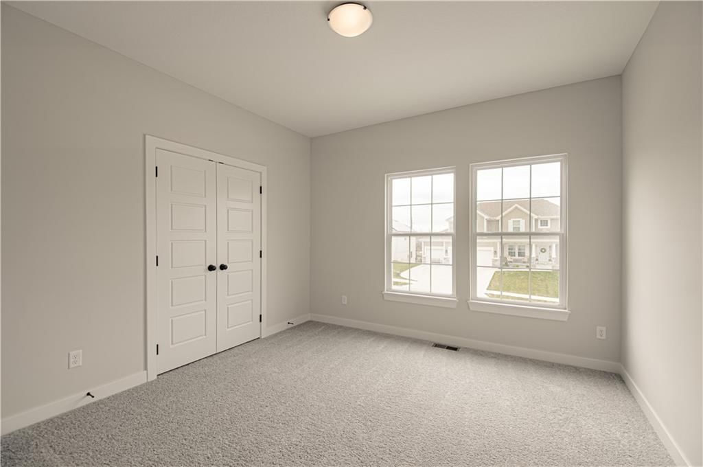1026 Jasmine Drive — photo 17