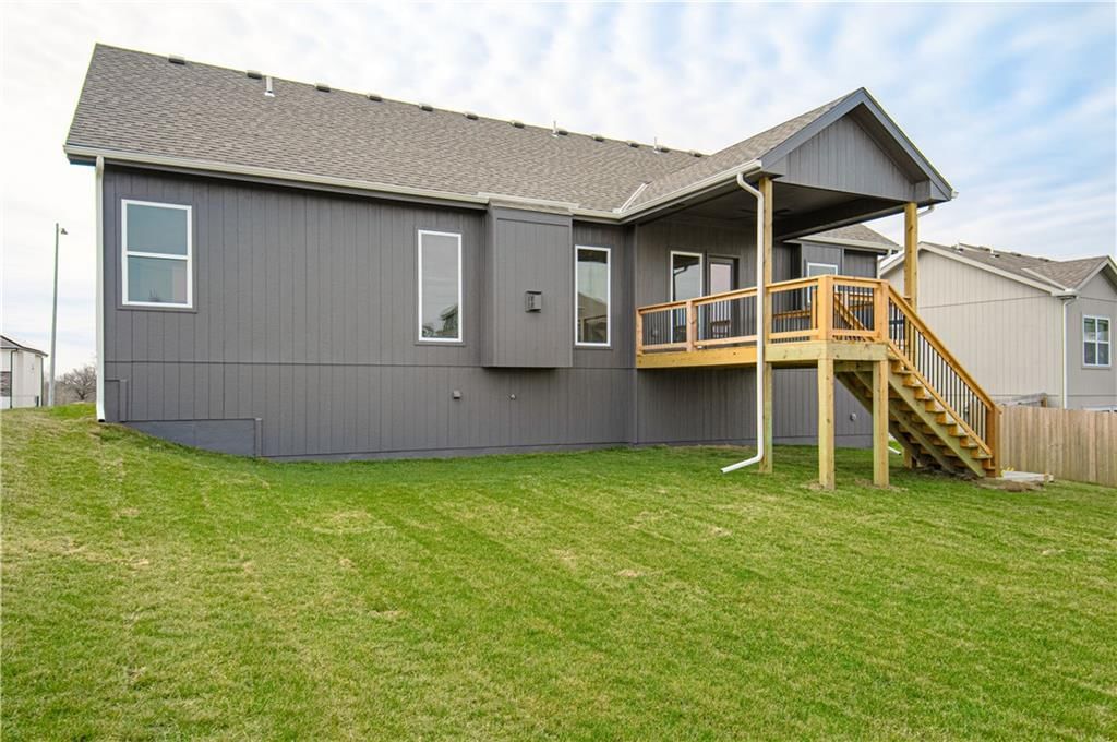 1026 Jasmine Drive — photo 30