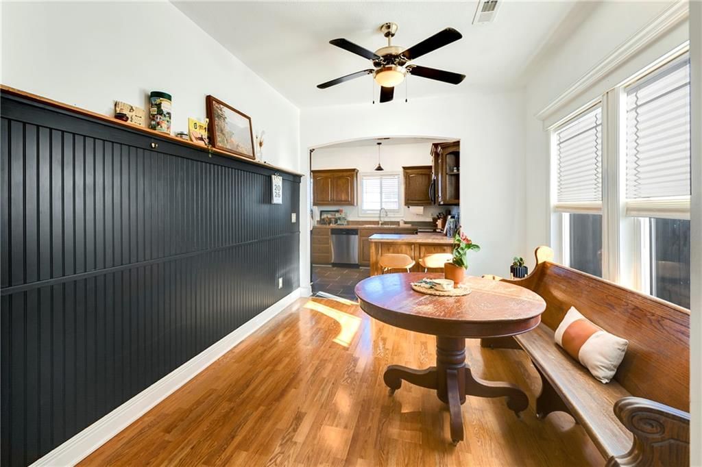 303 S Wilson Street — photo 10