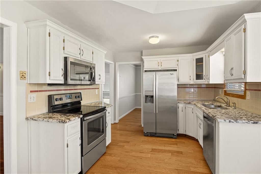 11013 N McGee Street — photo 14