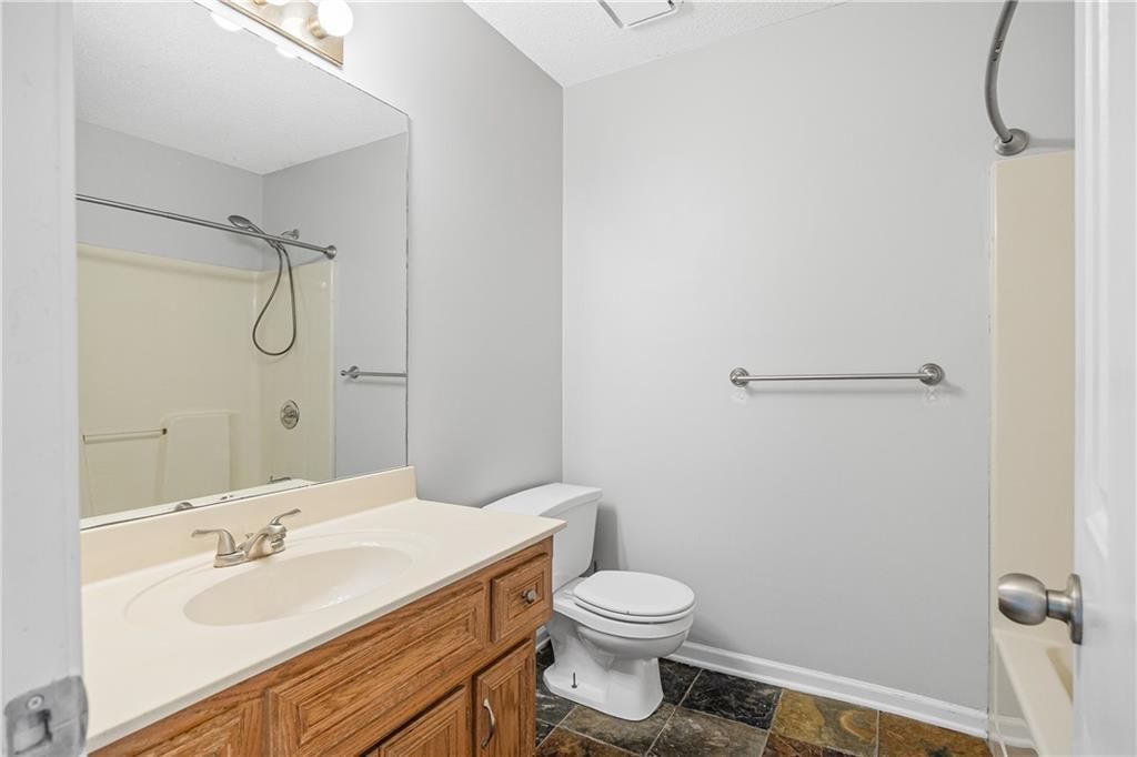 11013 N McGee Street — photo 23