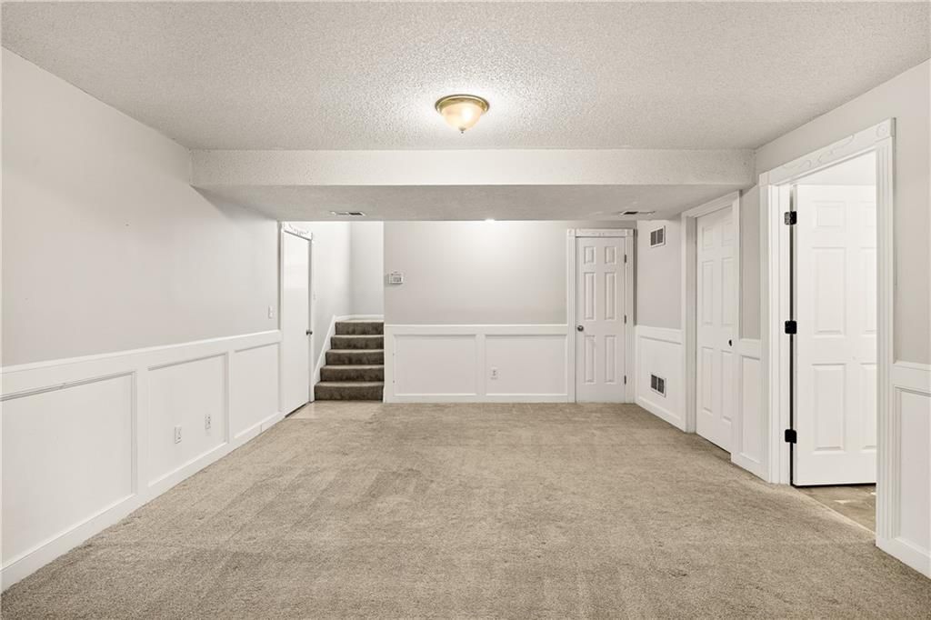 11013 N McGee Street — photo 35