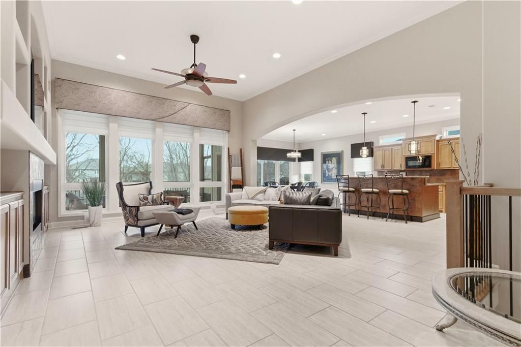 1808 NE Parks Summit Boulevard — photo 14