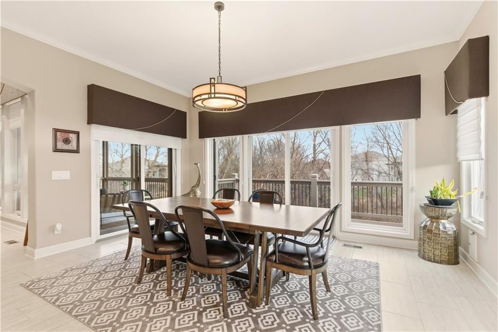 1808 NE Parks Summit Boulevard — photo 26