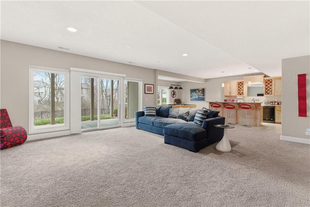 1808 NE Parks Summit Boulevard — photo 43