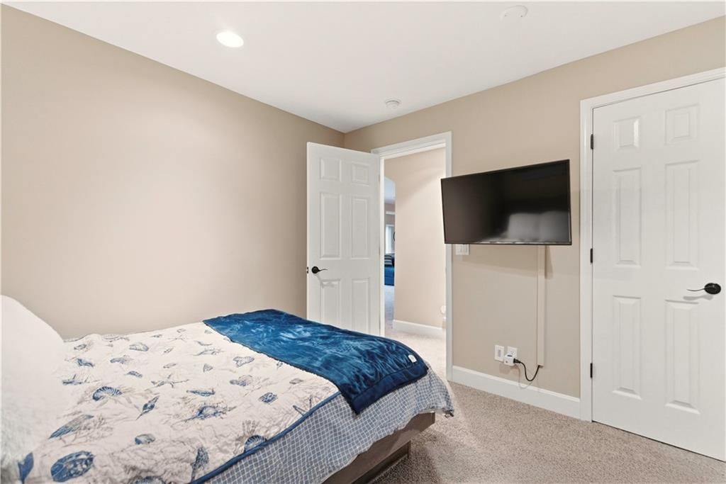 1808 NE Parks Summit Boulevard — photo 54
