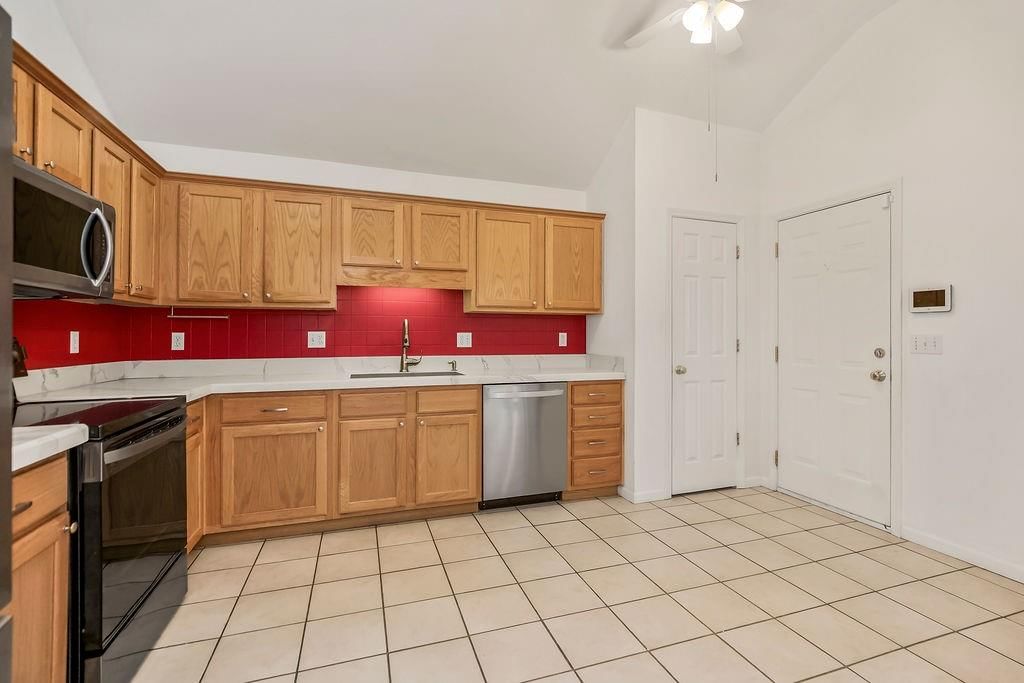 2085 Country View Court — photo 11