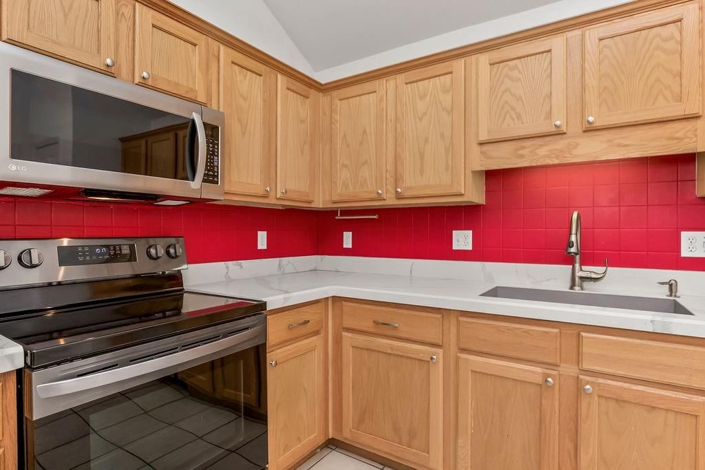 2085 Country View Court — photo 13