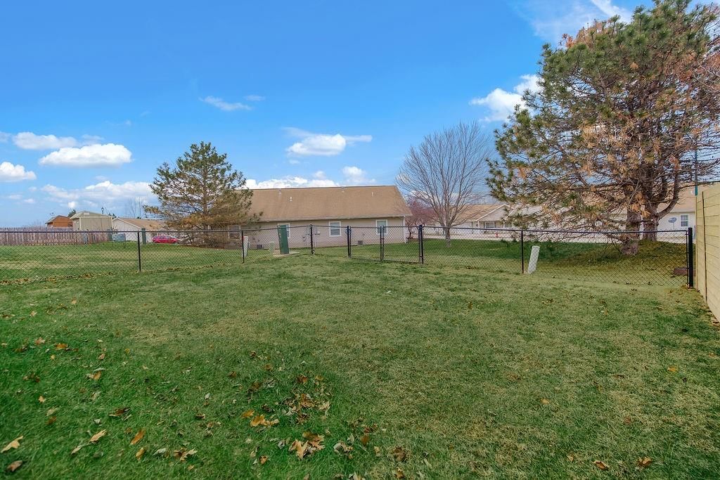 2085 Country View Court — photo 29