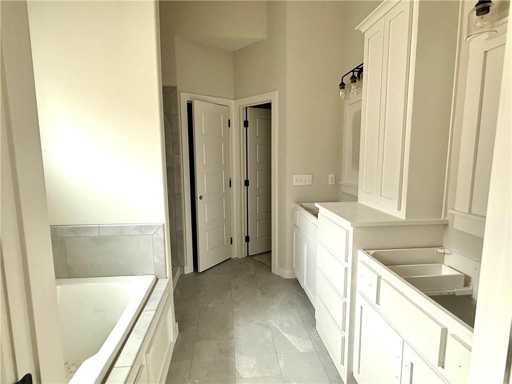 4806 NE 105th Street — photo 5