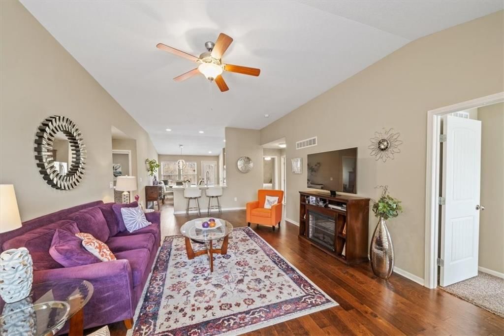 8715 N Belton Avenue — photo 3