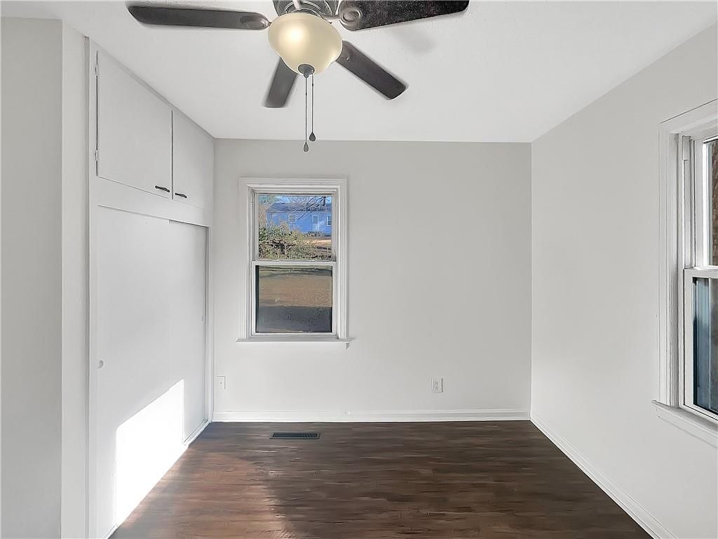 6705 N Charlotte Street — photo 9