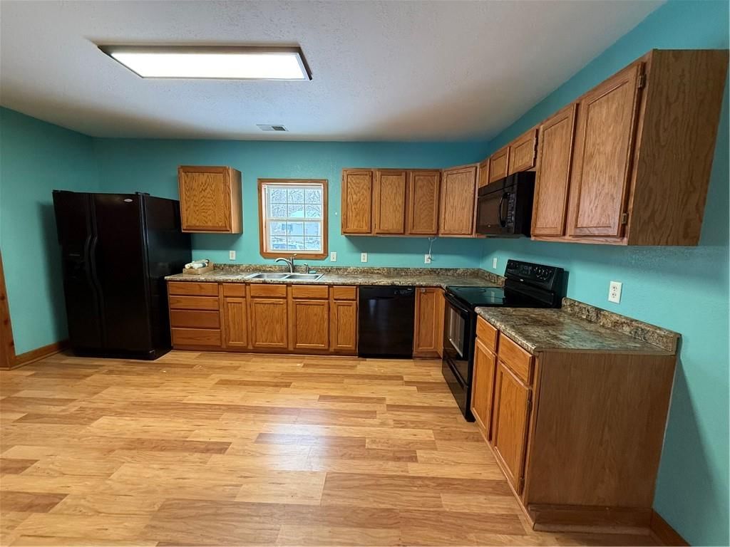 428 Walnut Street — photo 7
