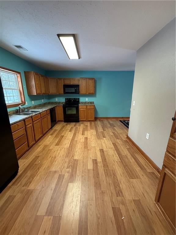 428 Walnut Street — photo 8