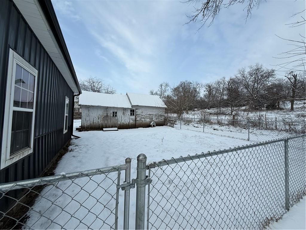 428 Walnut Street — photo 13