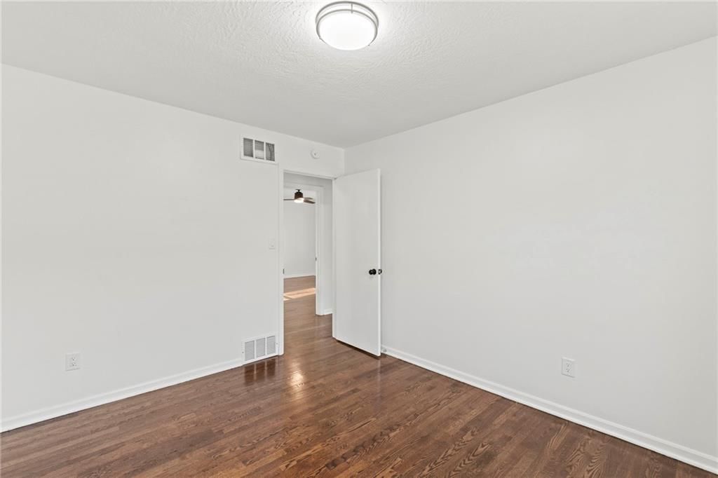 7809 Lamar Avenue — photo 20