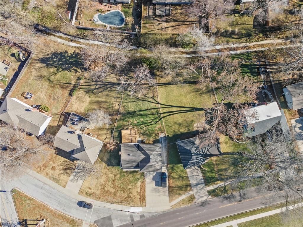 7809 Lamar Avenue — photo 58