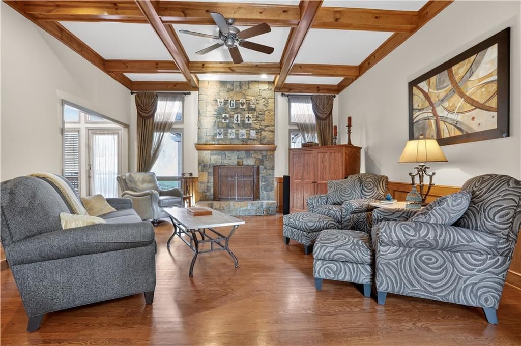 5008 NW 87th Street — photo 3