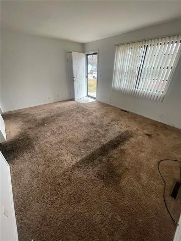 2443 S Sterling Avenue — photo 4