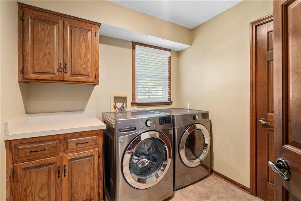 13212 W 84th Street — photo 25
