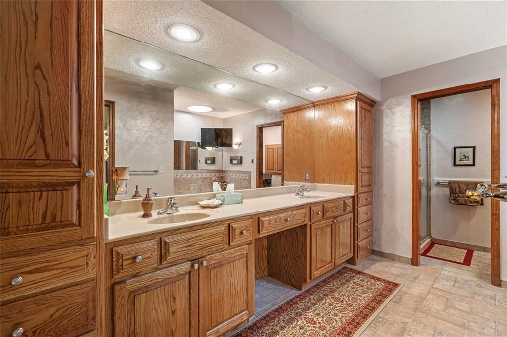 13212 W 84th Street — photo 30