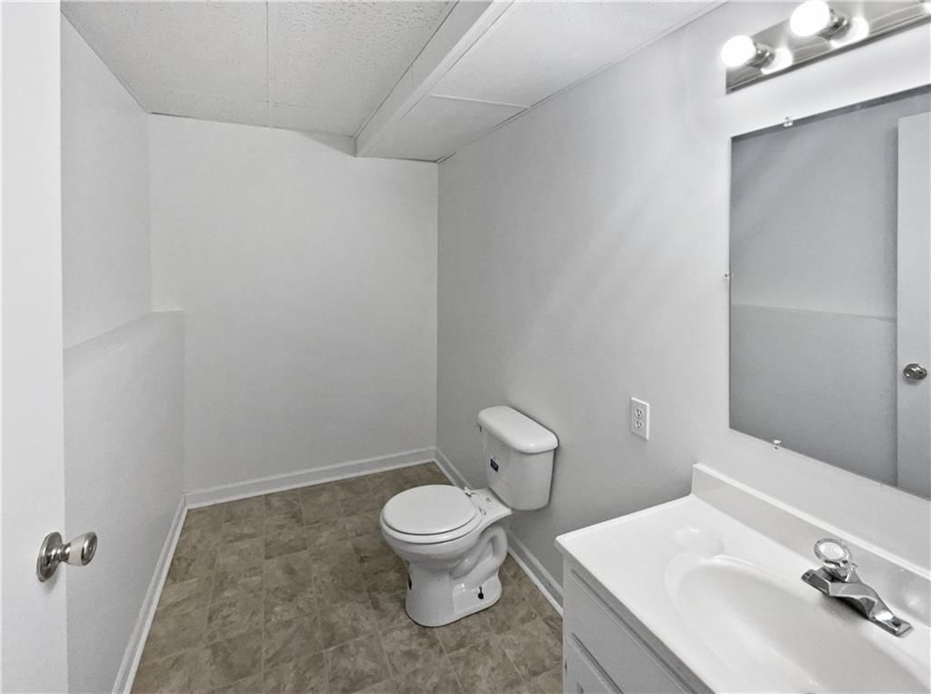 8700 NW 81st Terrace — photo 6