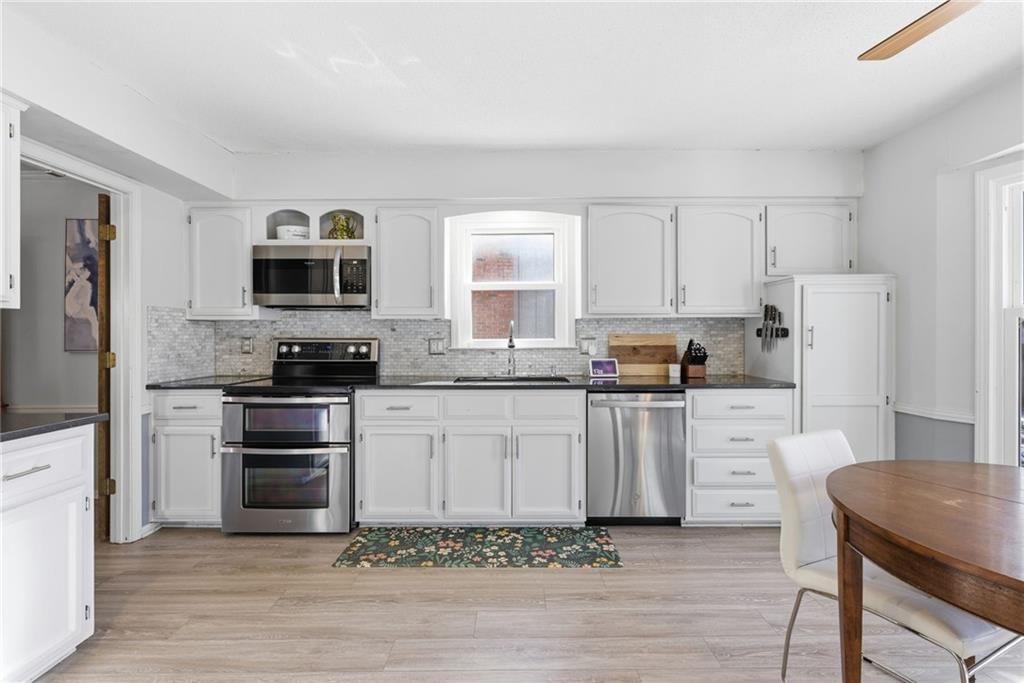 11212 Grandview Street — photo 4