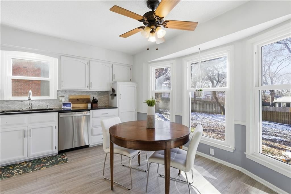 11212 Grandview Street — photo 8